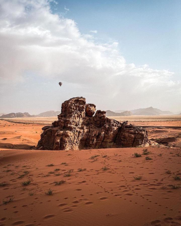 Wadi Rum Rose Luxury Camp Buitenkant foto