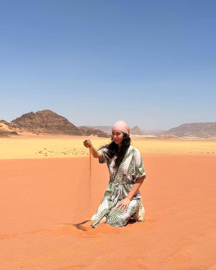 Wadi Rum Rose Luxury Camp Buitenkant foto
