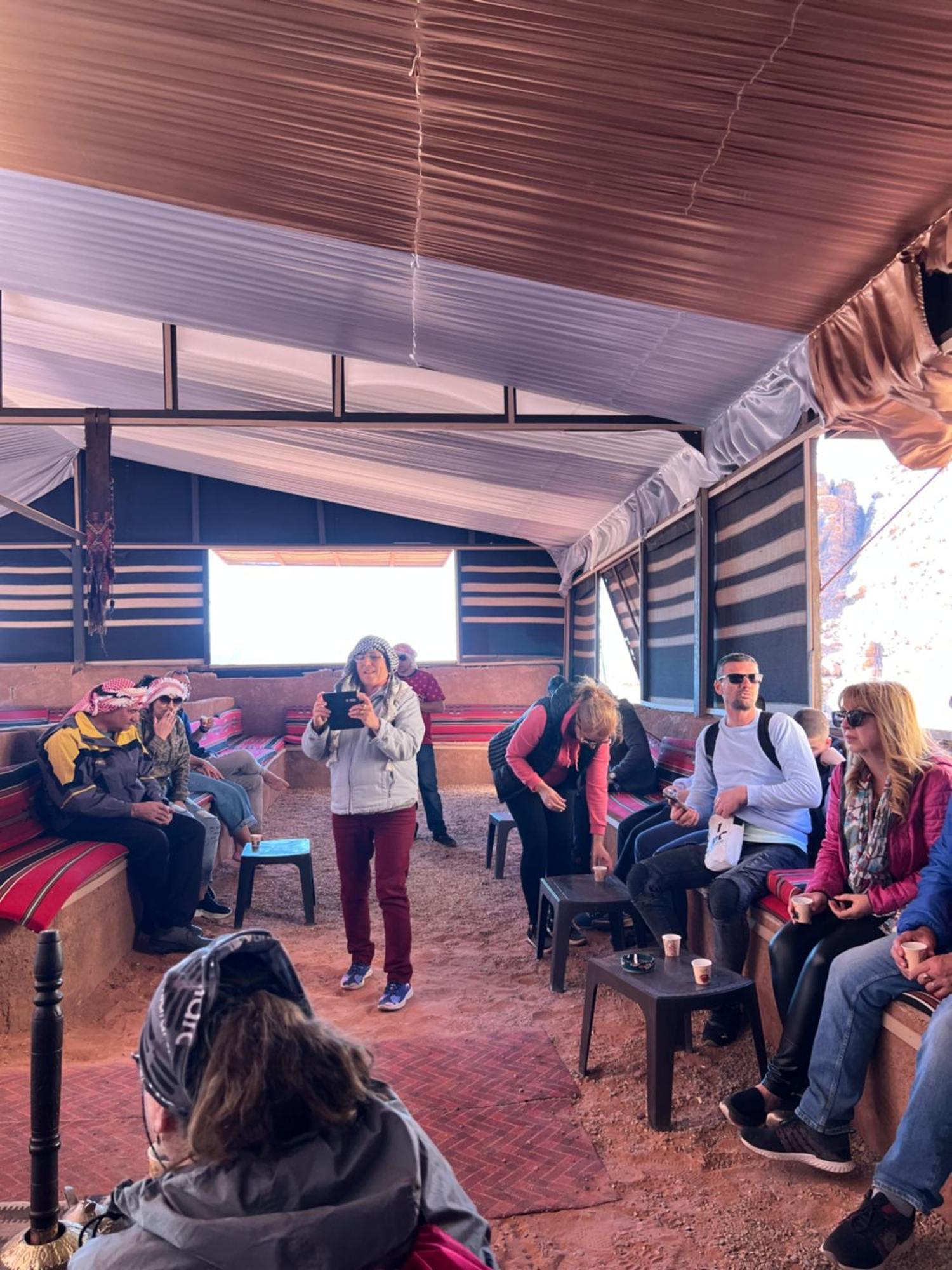 Wadi Rum Rose Luxury Camp Buitenkant foto