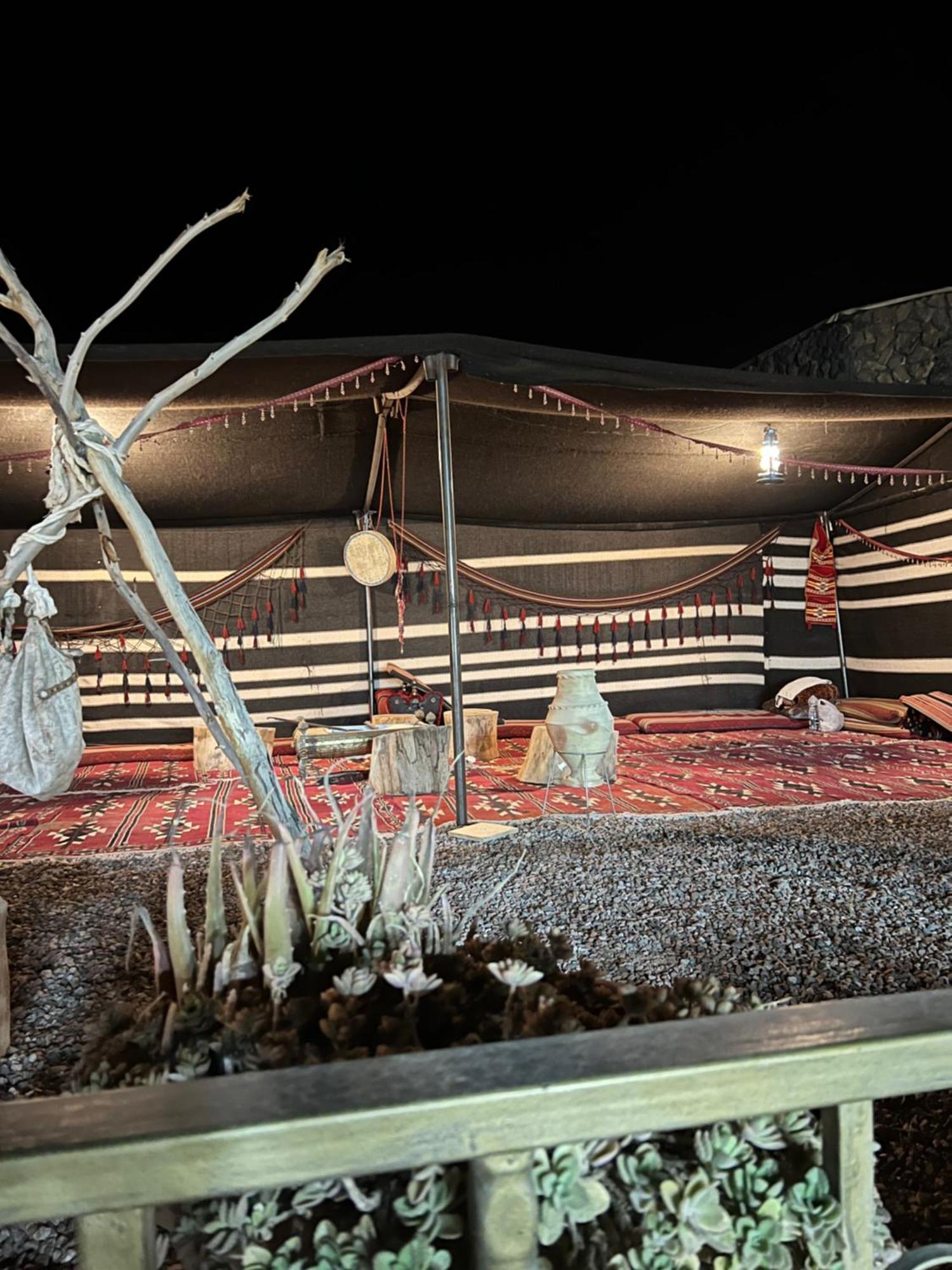 Wadi Rum Rose Luxury Camp Buitenkant foto